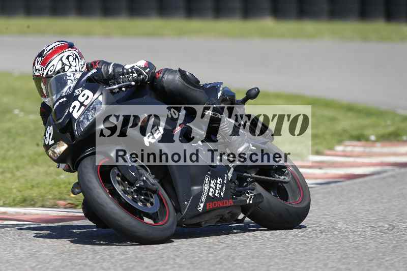 /Archiv-2025/42 07.08.2025 Peter Studer Girls Day ADR/Gruppe orange/92